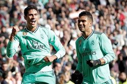 Real Madrid 2-0 Espanyol: Real chiếm ngôi đầu của Barca