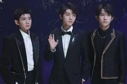 Lý do TFBoys bị IQIYI cắt buổi biểu diễn, fan phẫn nộ yêu cầu đền lại tiền vé!