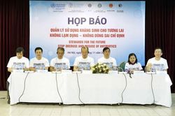 100% bán thuốc kháng sinh phải có đơn vào năm 2020