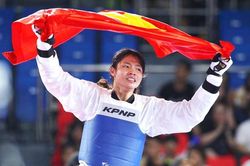 Đoàn Việt Nam đón 'mưa vàng', sớm hoàn thành chỉ tiêu 65 HCV tại SEA Games 30
