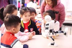 Khám phá hành trình tìm kiếm mạch nguồn khoa học
