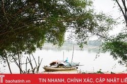 Dưới bóng tre xanh…
