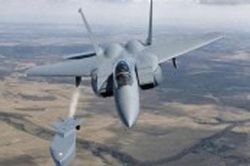 Infographic: 'Đại bàng bất bại' F-15K Hàn Quốc lao lên đề phòng 'gấu già' Tu-95MS Nga