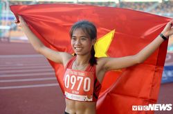Nữ VĐV giành HCV SEA Games 30: Vẫn chạy grab 2 tiếng/ngày kiếm tiền phụ gia đình