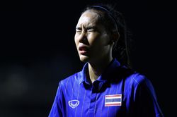 Tiền đạo Thái Lan nén nước mắt sau sai lầm giúp Việt Nam vô địch