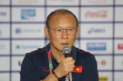 HLV Park Hang Seo: 'Tôi muốn cả đội nam và nữ Việt Nam trở về với HCV SEA Games'