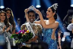 Người đẹp Nam Phi đăng quang Hoa hậu Hoàn vũ thế giới 2019