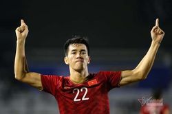 U22 Việt Nam đấu Indonesia: Đá thế nào, nếu vắng Tiến Linh?