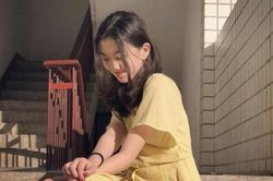 Con gái của Vương Phi gây ấn tượng khi khoe ảnh làm luận văn hơn nghìn chữ về đề tài bạo lực mạng xã hội