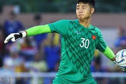 Mẹ thủ môn Văn Toản chia sẻ điều gì về con trai đang thi đấu tại SEA games 30?