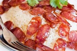 Suýt mất mạng vì ăn cơm rang lạp xưởng, chuyên gia cảnh báo những tác hại khủng khiếp