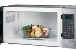 Khám phá những công dụng tuyệt vời nhưng ít ai biết đến của lò vi sóng