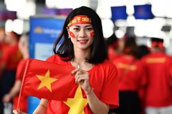 Hàng trăm CĐV lên đường sang Philippines cổ vũ U22 Việt Nam