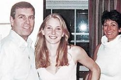 Kỳ án 'tú bà' Ghislaine Maxwell (Kỳ cuối: Bạn gái của 'tỷ phú ấu dâm' Jeffrey Epstein