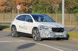 Mercedes-Benz GLA thế hệ mới lộ diện 'hình hài'