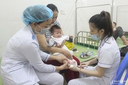 Chuyên gia y tế khuyến cáo phòng, chống dịch bệnh mùa lạnh