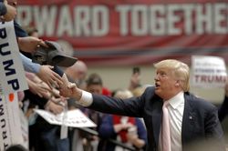 Điểm sáng kinh tế mở đường tới nhiệm kỳ 2 cho Tổng thống Trump