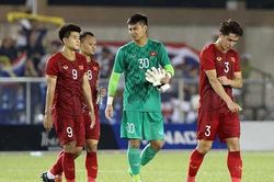 Mẹ thủ môn Văn Toản tâm sự trước trận chung kết: 'Toản từng ở nhà làm nhôm kính mấy tháng sau đó mới thi đấu ở SEA Games 30'