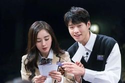 Lộ bằng chứng Dương Mịch và Ngụy Đại Huân hẹn hò: Vào cùng một khách sạn, ở đến sáng mới rời đi