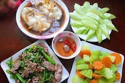 Người đang xạ trị ung thư nên ăn gì?