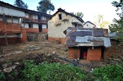 Phụ nữ bị ép ra lều ở vào kỳ kinh nguyệt, bất chấp lệnh cấm ở Nepal