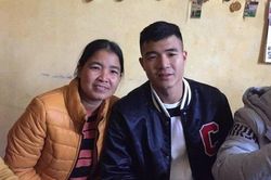 Mẹ Hà Đức Chinh: 'Hai mẹ con chỉ có mấy phút trò chuyện từ tối qua đến giờ'