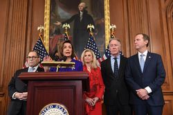 2 điều khoản luận tội Trump và những diễn biến kịch tính trong nội bộ lưỡng đảng trước cuộc bỏ phiếu lịch sử