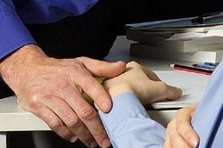 Đề nghị cách chức Chánh án TAND huyện ở Quảng Bình 'mây mưa' với nữ kế toán tại trụ sở
