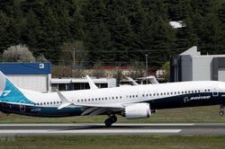 FAA đang điều tra các vấn đề sản xuất máy bay Boeing 737 MAX