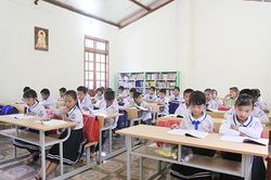 Niềm vui của thầy và trò điểm trường bản Bắc - Pậu – Tôm