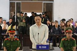 Tử hình kẻ phóng hỏa đốt người tình giải quyết mâu thuẫn tình cảm
