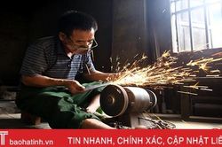 Làng rèn nổi tiếng nhất Hà Tĩnh rộn vang tiếng búa vào mùa Tết