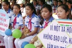 4 nghìn trẻ em bị xâm hại đã được tổng đài can thiệp