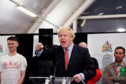 Thắng áp đảo, Thủ tướng Anh rộng đường thực hiện Brexit trong vài tuần tới