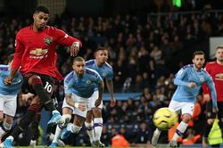 MU: Đá cùng số trận, Rashford đã vượt trội Ronaldo ở những điểm nào?