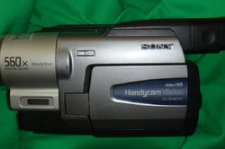 Camera quay xuyên thấu quần áo, lệnh thu hồi, khách vẫn tìm mua