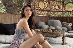 Hot girl Lào gốc Việt đẹp không tỳ vết, khoe thân hình vạn người mê