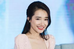 Bạn học tiết lộ Nhã Phương từng ở lại lớp, tốt nghiệp muộn hơn bạn bè cùng khóa