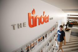 Bên trong văn phòng mới của Tinder với bữa trưa chuẩn nhà hàng