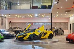 Ngắm showromm siêu xe, xe sang trăm tỷ tại Sài Gòn