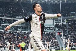 Ronaldo lần đầu ghi hơn 1 bàn cho Juventus sau 9 tháng