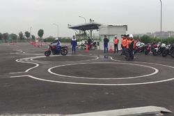 Mẹo đi vòng số 8 khi thi bằng A2, không phải ai cũng biết
