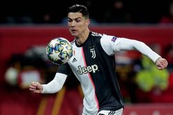 Ronaldo tạo thêm kỷ lục ghi bàn cho bóng đá thế giới