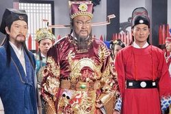 Vạch trần chân tướng ác phụ từ nấm mồ 'phong thủy xấu' bên đường