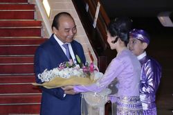 Những hình ảnh đầu tiên trong chuyến thăm Myanmar của Thủ tướng