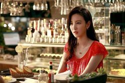 Vợ nuốt cay đắng 'tác hợp' cho chồng với bồ vào nhà nghỉ, còn mình thư thả ôm trọn 50 cây vàng và sổ tiết kiệm một đi không trở lại