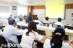 Học hỏi, chia sẻ kinh nghiệm sản khoa với chuyên gia nước ngoài