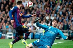 Leo Messi: Cơn ác mộng của Real Madrid