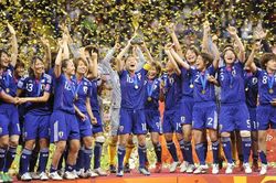 Đội bóng đá nữ Nhật Bản sẽ mở đầu lễ rước đuốc Olympic trong nước