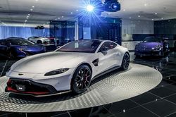 Garage ôtô của giới siêu giàu có gì đặc biệt?